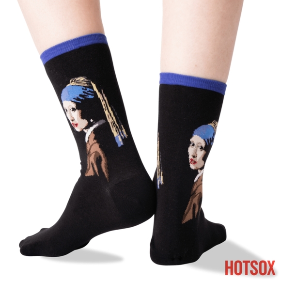 HOTSOX Vermeer's Girl With A Pearl Earring Crew Socks - Picture 1 of 9
